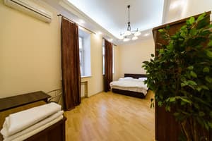 Квартира Best Rent. Квартира возле Арена Сити и Крещатика 7