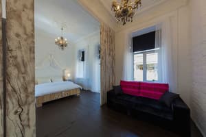 Квартира BestKievApartment. Студио двухместный Дизайнерские , ул. Владимирская 7 4