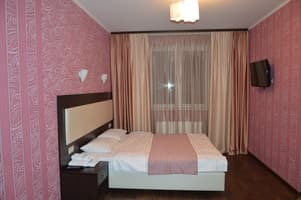 Мини-отель Home Comfort Hotel Левобережная МВЦ. Полулюкс двухместный  7