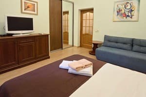Квартира Home Hotel ул. Большая Житомирская, 4В. Апартаменты трехместный Однокомнатная квартира, ул. Большая Житомирская, 4 1