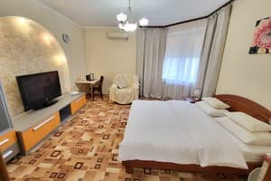 Апарт-отель Михаила Гришко, 9. Апартаменты трехместный  2