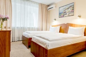 Печерский 10