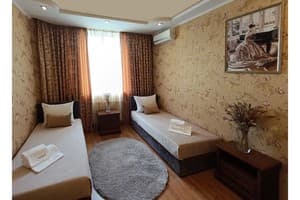 Апарт-готель Poznyakoff Aparthotel. Економ двомісний 368 6